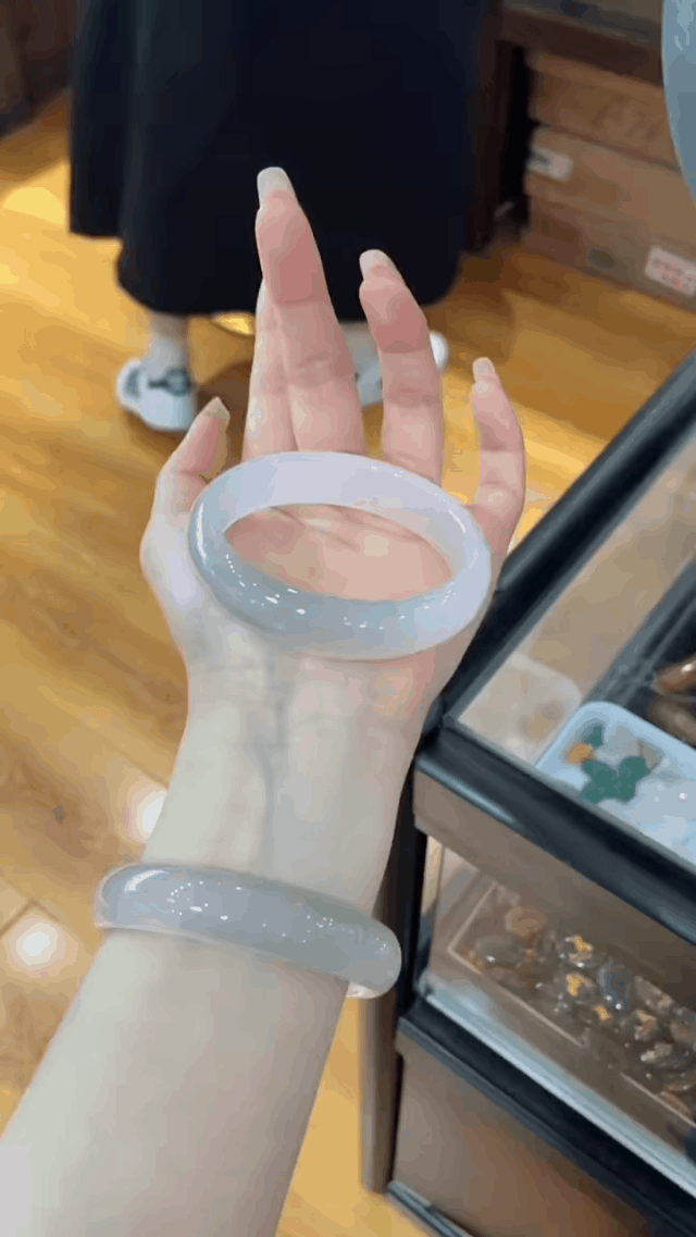 1713024194511541.gif